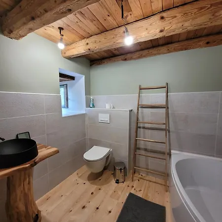 Maison A La Campagne 4 A 9 Personne *